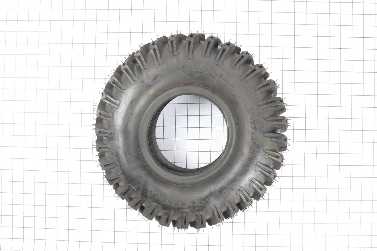 This is a genuine Ariens 07100726 TIRE- 15X5.00-6 K478
