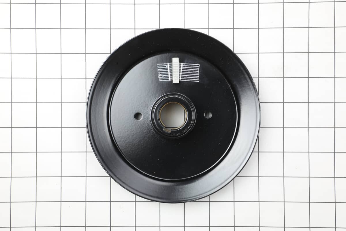 This is a genuine Ariens 59211600 KIT-07328967 PULLEY REPLACEMNT