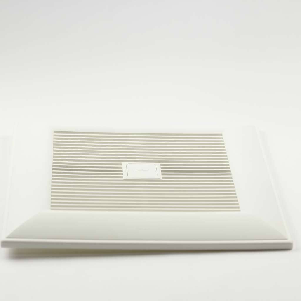 This is a genuine Panasonic FFV3402167S LOUVER