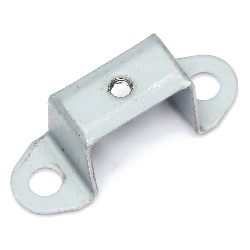 This is a genuine Shindaiwa E617000040 BRACKET
