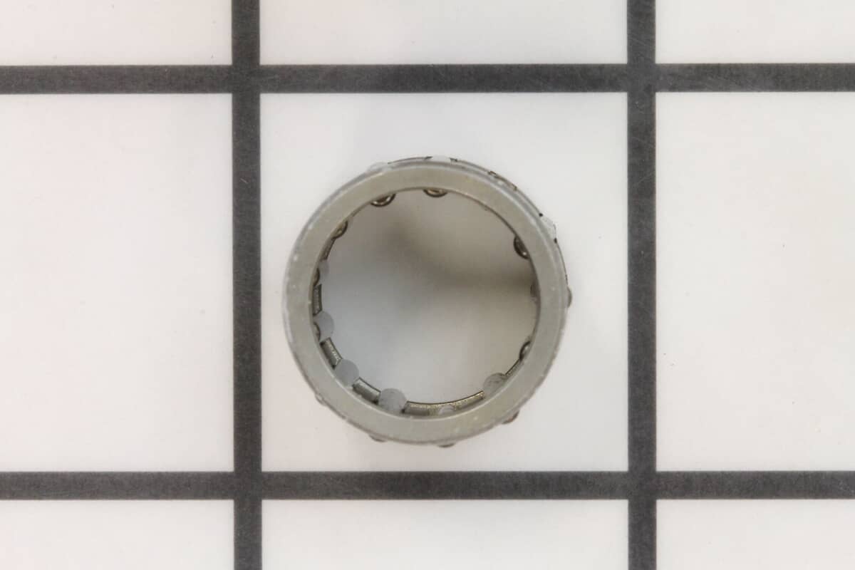 This is a genuine Shindaiwa V558000000 BEARING, NEEDLE