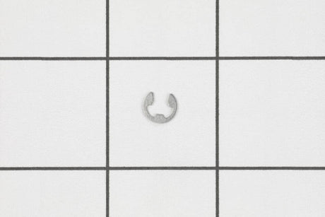This is a genuine Shindaiwa V582000190 SNAP RING