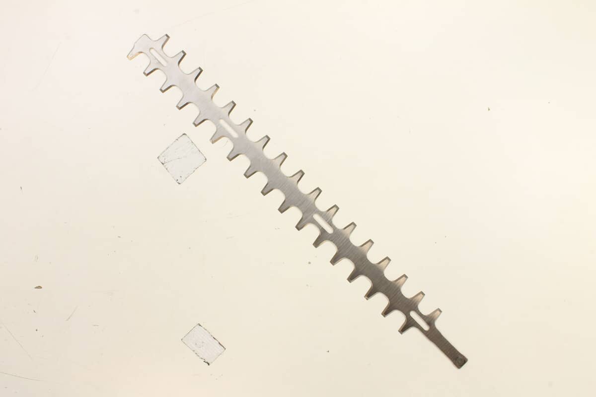 This is a genuine Shindaiwa X411001151 BLADE