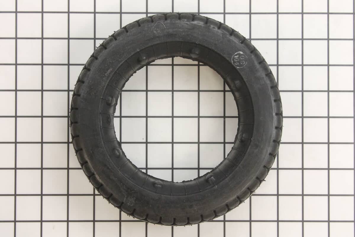 This is a genuine Toro 53-7740 TIRE