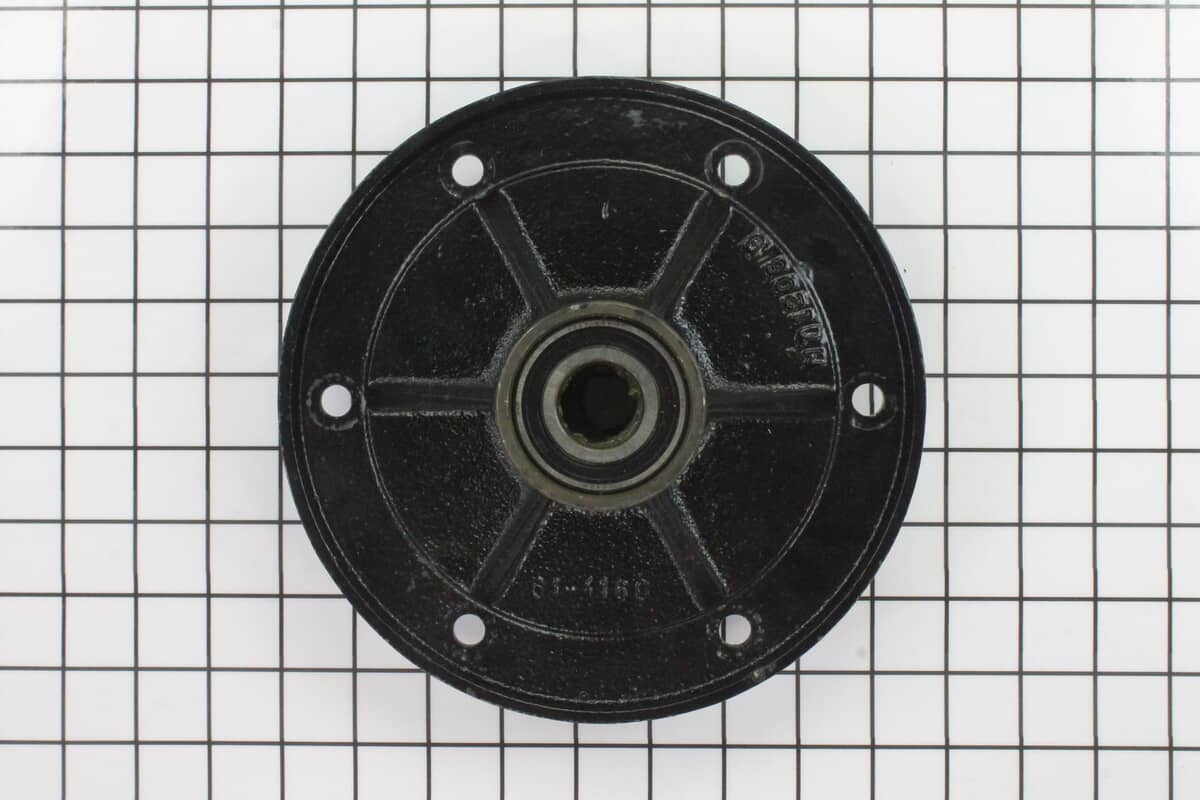This is a genuine Toro 61-4160 HOUSING-SPINDLE