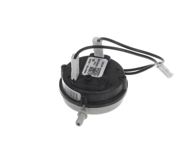 Trane CNT09422 CONTROL; PRESSURE W/ BRACKET,