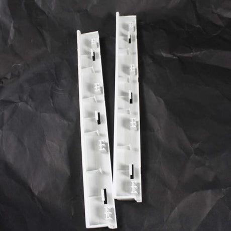 This is a genuine Whirlpool W10826788 RETAINER