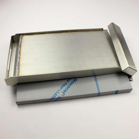 This is a genuine Bertazzoni 910831 KIT GRIDDLE USA MT (SOST.91073