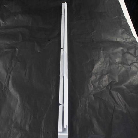 This is a genuine Bertazzoni 1080920 PANNELLO SOTTOFORNO BIANCA.S3D