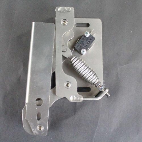 This is a genuine Bertazzoni Z310000 UPPER HINGE, RH 30/36