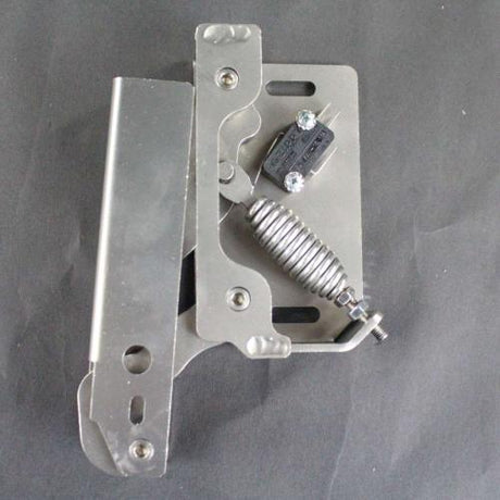 This is a genuine Bertazzoni Z310000 UPPER HINGE, RH 30/36
