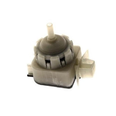This is a genuine Electrolux 134762000 SWITCH,PRESSURE