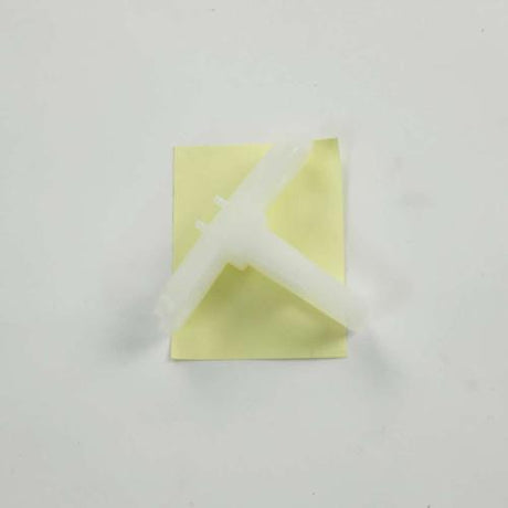 This is a genuine Danby 607628 DCD5505W DOOR LATCH