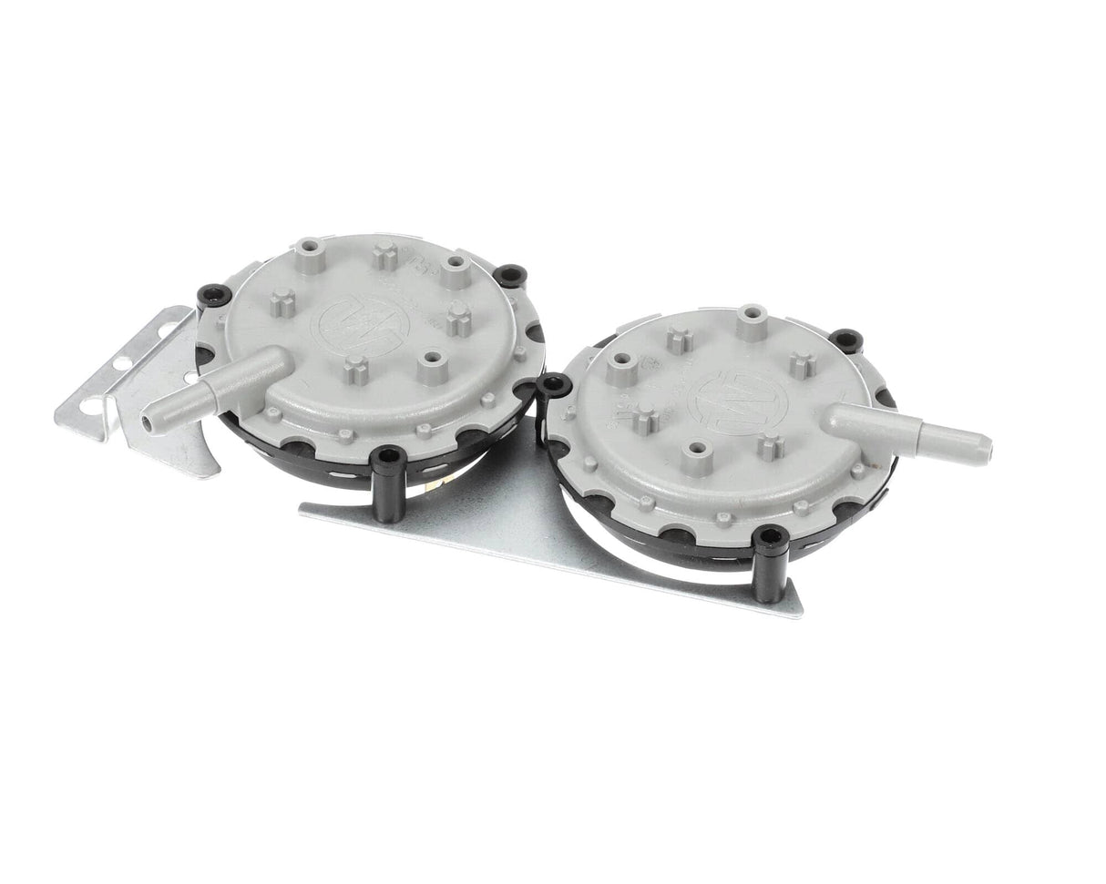 This is a genuine International Comfor 1192929 SWITCH, PRESSURE